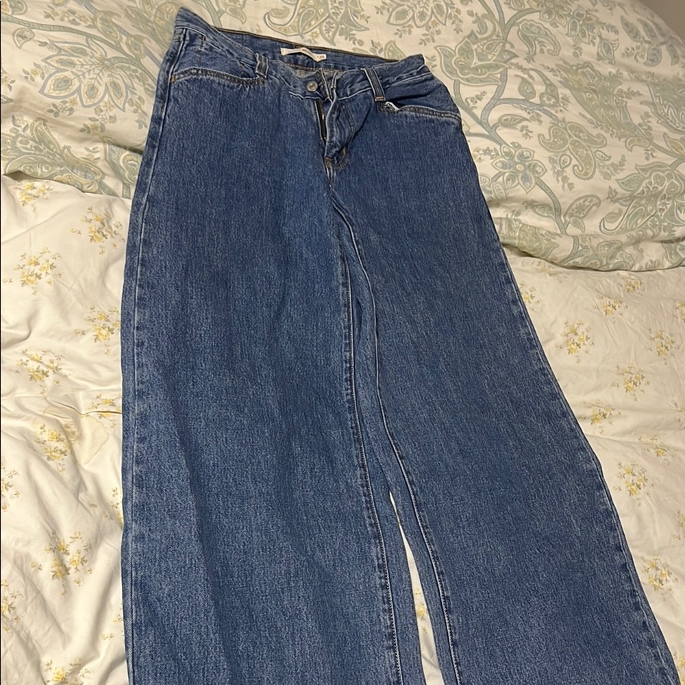 Levi’s 94’ baggy wide leg medium wash